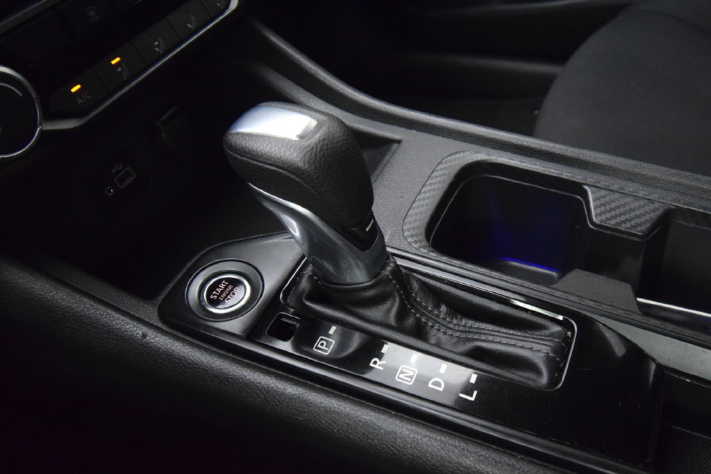 Used 2022 Nissan Sentra S w/ Lighting Package FWD image 19