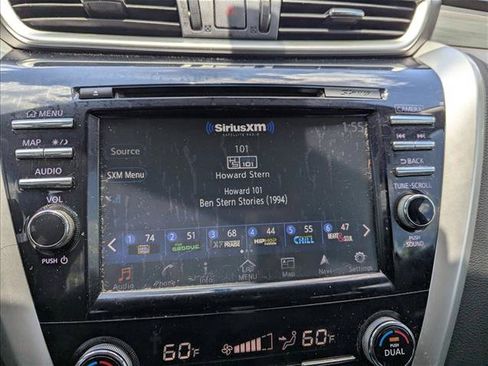 Used 2018 Nissan Murano Platinum w/ Cargo Package FWD image 17