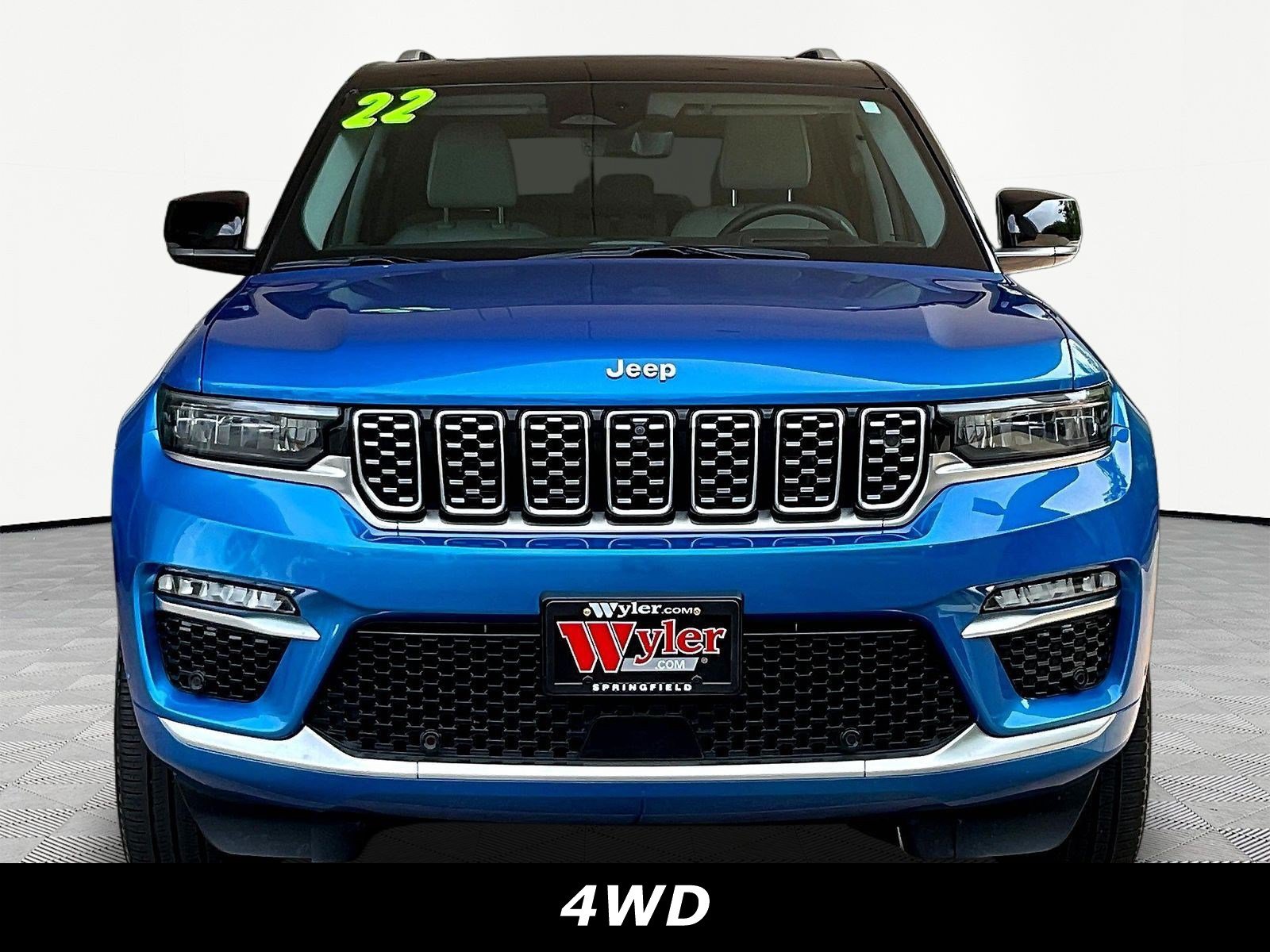 Used 2022 Jeep Grand Cherokee Summit w/ Advanced Protech Group IV AWD/4WD image 2