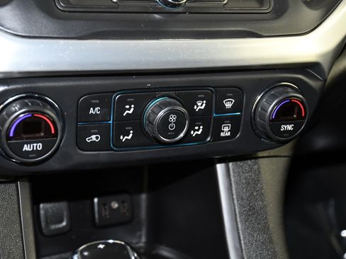 Used 2019 GMC Acadia SLE AWD/4WD image 30