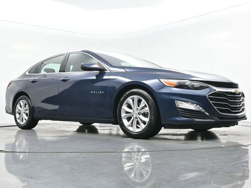 Used 2020 Chevrolet Malibu LT image 42
