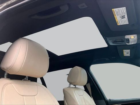 Used 2018 BMW X5 sDrive35i RWD image 14