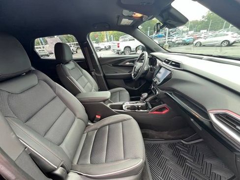 Certified 2022 Chevrolet TrailBlazer RS w/ Technology Package image 15