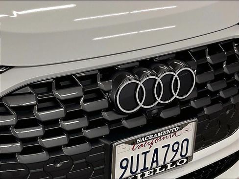 Certified 2025 Audi Q5 Premium Plus w/ Premium Plus AWD/4WD image 31