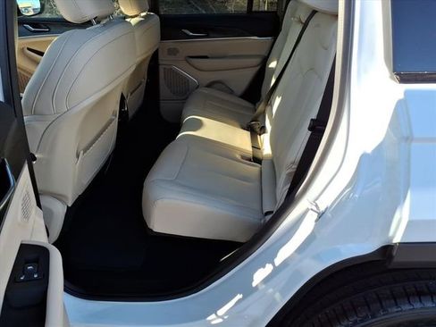New 2026 Jeep Grand Cherokee Limited image 14