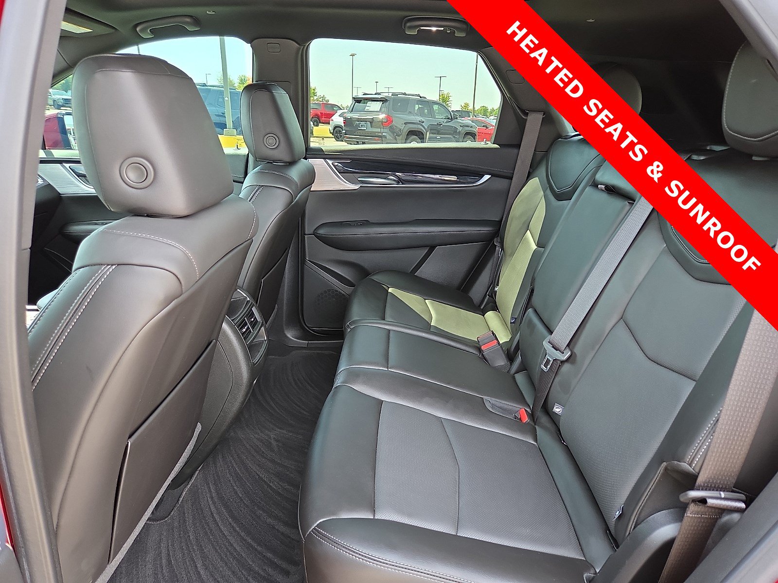 Used 2024 Cadillac XT5 Premium Luxury w/ Technology Package AWD/4WD image 10