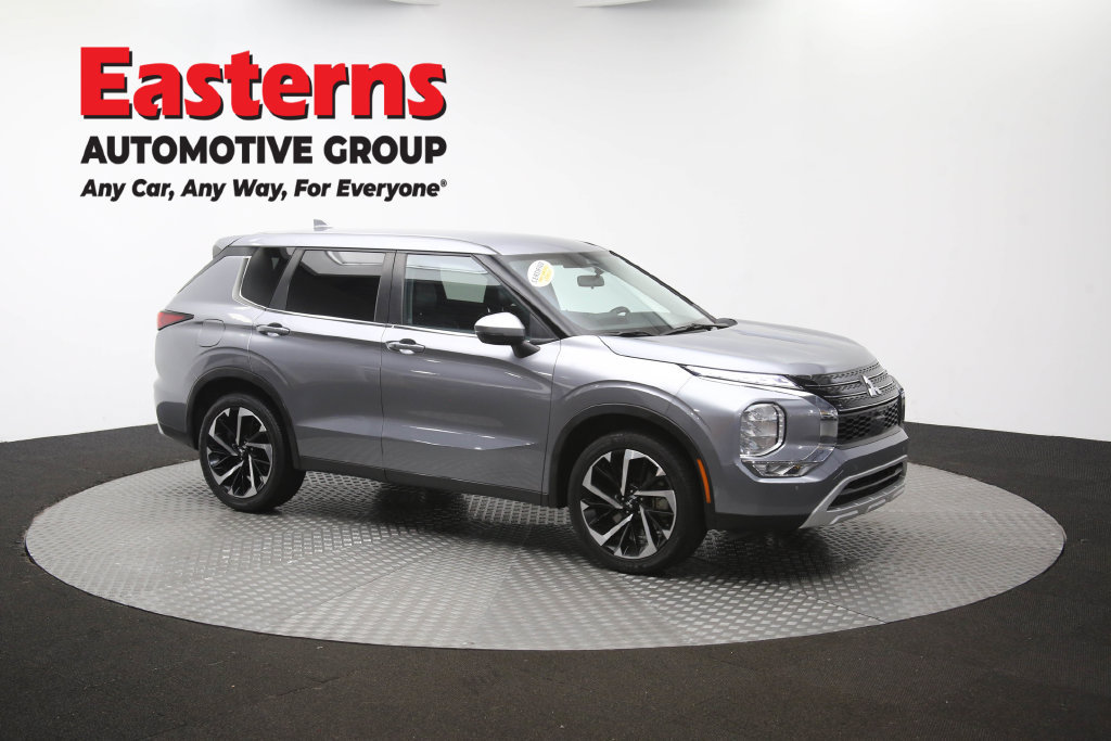 Used 2024 Mitsubishi Outlander SE FWD image 49