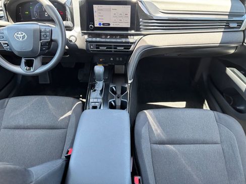Used 2026 Toyota Camry LE FWD image 14