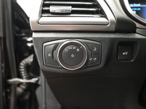 Certified 2020 Ford Fusion SE w/ Equipment Group 151A image 14