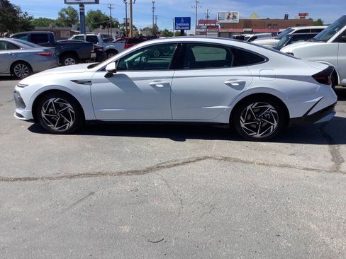 Used 2025 Hyundai Sonata SEL FWD image 18
