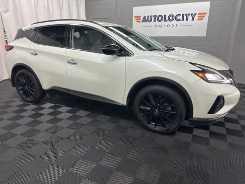 Used 2024 Nissan Murano SV w/ SV Midnight Edition Package image 2