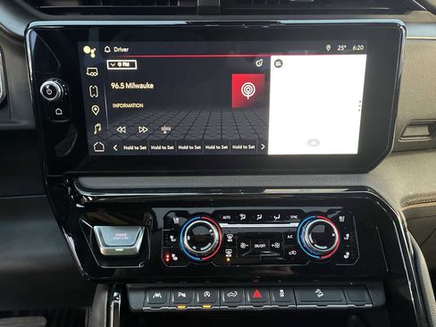 Certified 2023 GMC Sierra 1500 AT4 w/ Technology Package image 13