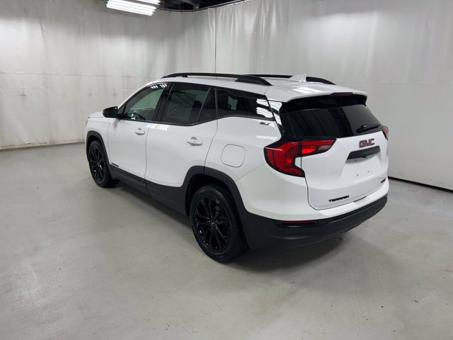 Used 2021 GMC Terrain SLT w/ Infotainment Package II AWD/4WD image 7