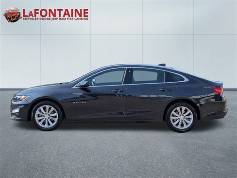 Used 2023 Chevrolet Malibu LT image 2