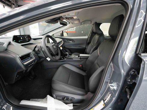 New 2026 Toyota Prius XLE image 9