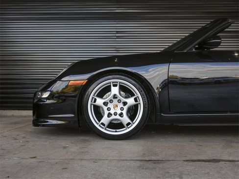 Used 2006 Porsche 911 Carrera image 34