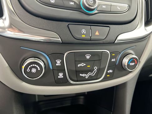 Used 2024 Chevrolet Equinox LS w/ Midnight Edition image 15