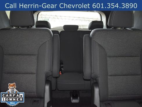 Used 2025 Chevrolet Traverse LT FWD image 25