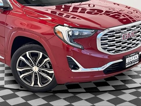 Used 2020 GMC Terrain Denali w/ Denali Premium Package AWD/4WD image 33