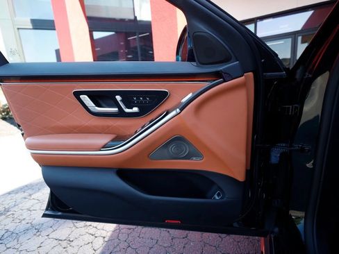 Used 2023 Mercedes-Benz S 580 4MATIC Sedan image 17