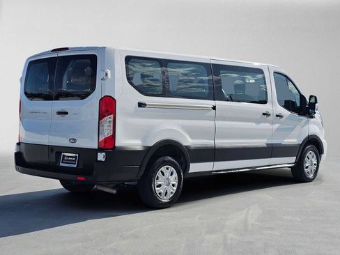 Used 2023 Ford Transit 350 XLT RWD image 3