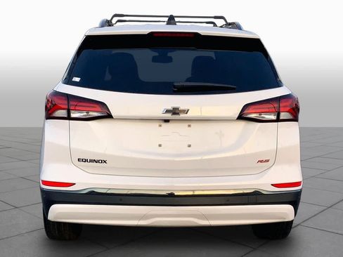 Used 2022 Chevrolet Equinox RS w/ LPO, Floor Liner Package FWD image 5