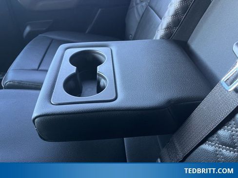 Used 2023 GMC Canyon Denali image 15