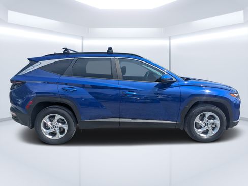Certified 2023 Hyundai Tucson SEL AWD/4WD image 2