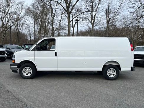 New 2026 Chevrolet Express 3500 Extended w/ Driver Convenience Package RWD image 20