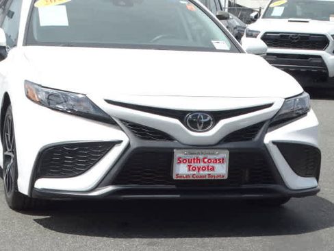 Certified 2023 Toyota Camry SE w/ Convenience Package FWD image 4