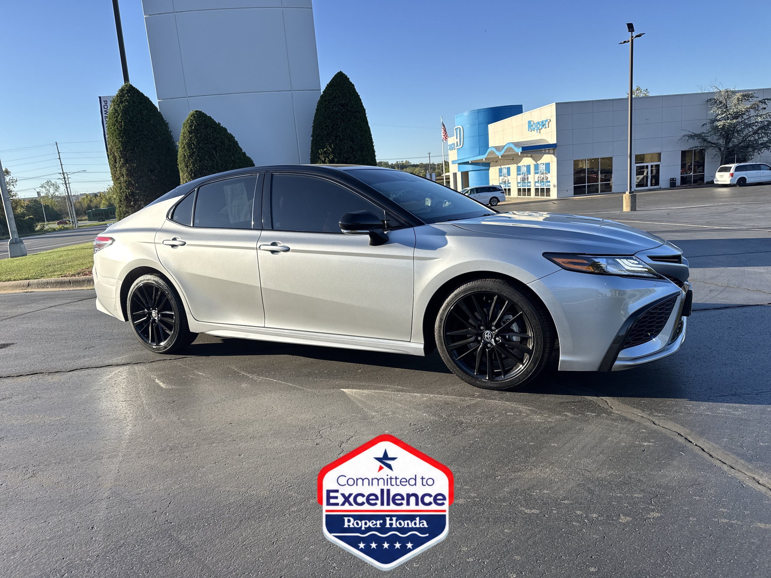 Used 2024 Toyota Camry XSE w/ Cold Weather Package AWD/4WD image 1