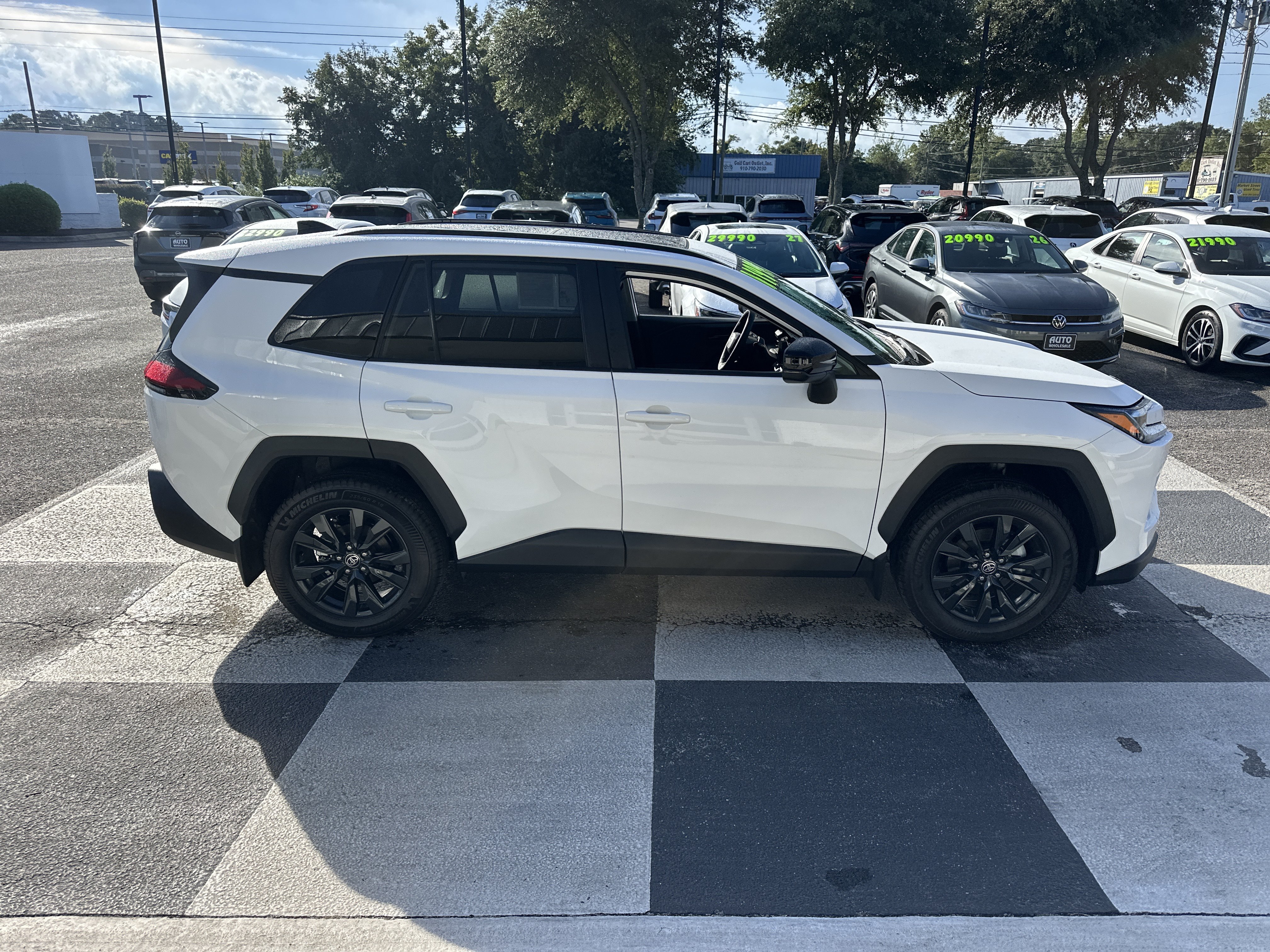Used 2026 Toyota RAV4 XLE Premium w/ Panoramic Sun Roof Package AWD/4WD image 3