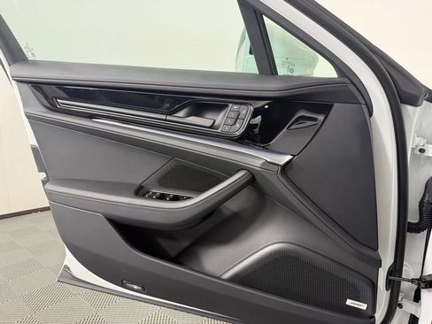 New 2026 Porsche Panamera RWD image 19