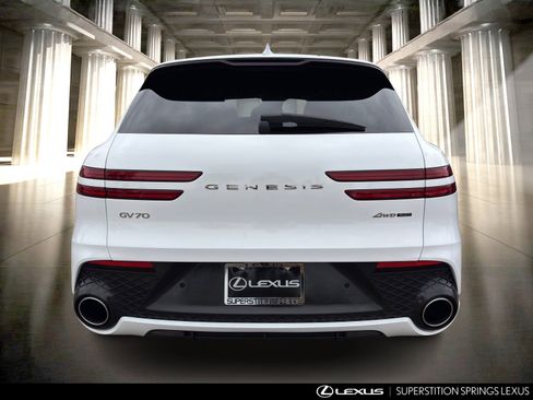Used 2022 Genesis GV70 3.5T Sport w/ Sport Prestige Package image 5