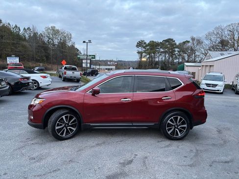 Used 2019 Nissan Rogue SL w/ Premium Package image 4