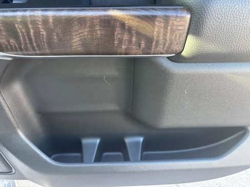 Used 2022 GMC Sierra 2500 Denali image 24