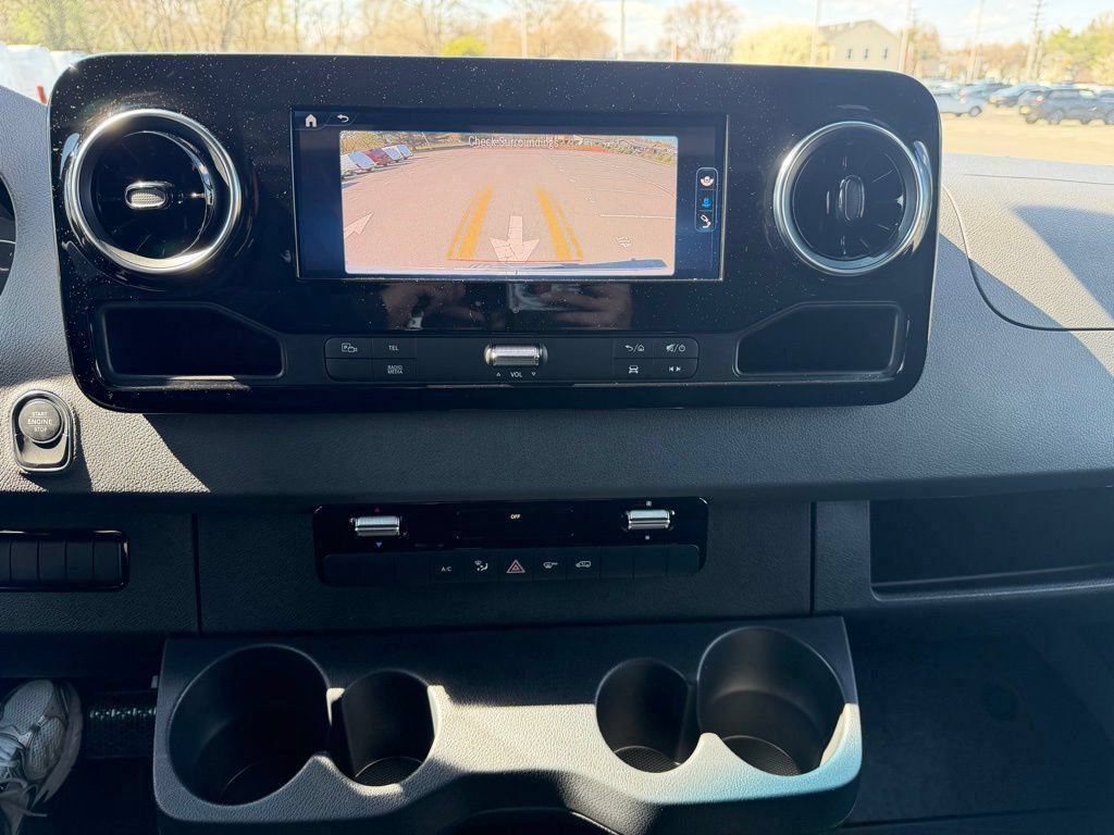 New 2026 Mercedes-Benz Sprinter 2500 image 19