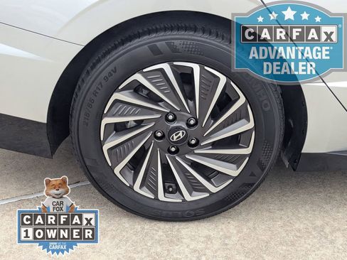 Used 2025 Hyundai Sonata Limited FWD image 4