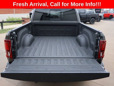 Used 2025 RAM 2500 Laramie AWD/4WD image 16