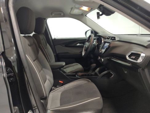 Used 2021 Chevrolet TrailBlazer LT w/ Convenience Package FWD image 21