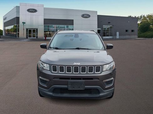 Used 2018 Jeep Compass Sport w/ Tech Group image 3