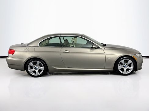 Used 2009 BMW 328i Convertible image 12