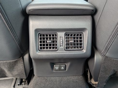 Used 2026 Toyota Camry SE FWD image 7