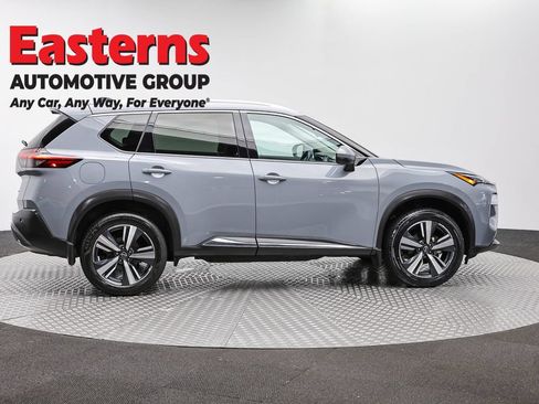 Used 2023 Nissan Rogue SL AWD/4WD image 4