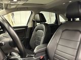 Used 2023 Volkswagen Jetta SE w/ Panoramic Sunroof Package image 5