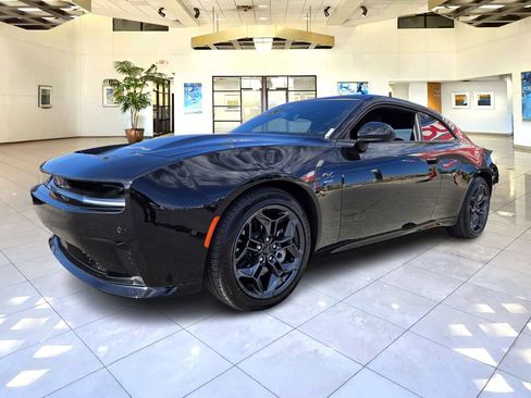 Used 2025 Dodge Charger R/T w/ Quick Order Package 25M R/T image 3