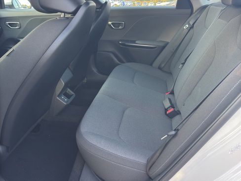 Used 2025 Kia K4 image 10