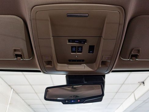 Used 2018 Chevrolet Silverado 2500 High Country w/ Duramax Plus Package image 21