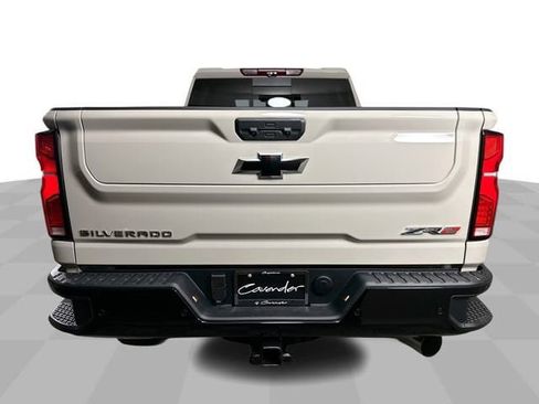 New 2026 Chevrolet Silverado 2500 ZR2 AWD/4WD image 7