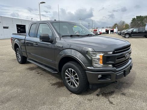 Used 2018 Ford F150 XLT w/ Equipment Group 302A Luxury image 11